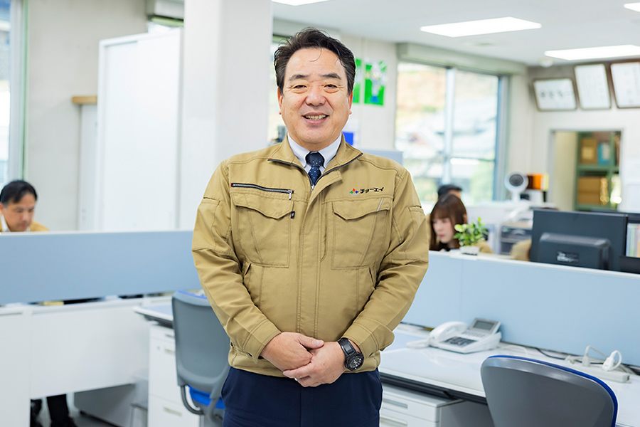 代表取締役社長　古川　武義